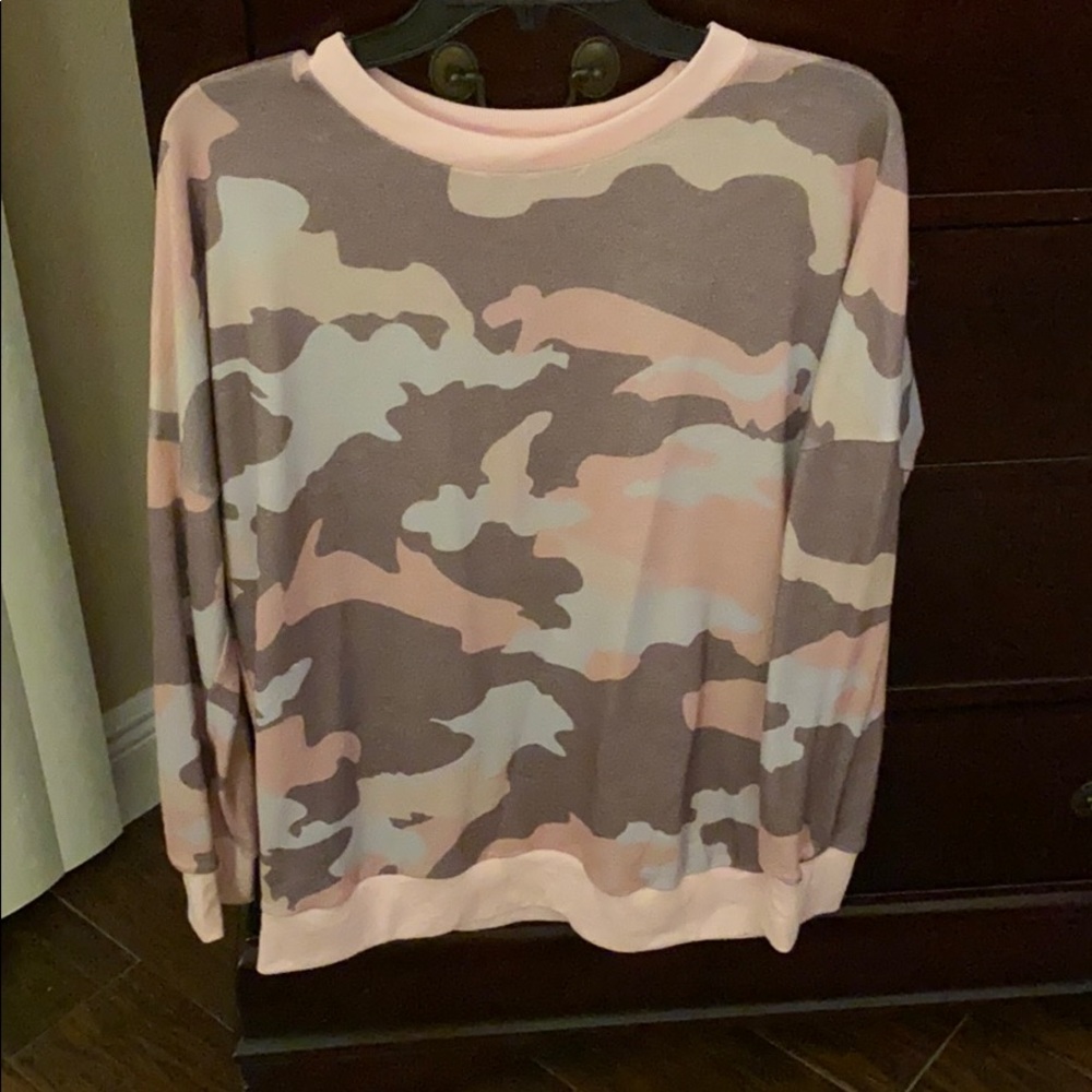 Sweatshirt